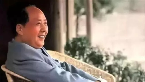 紀(jì)念毛澤東同志誕辰126周年！致敬一代偉人！